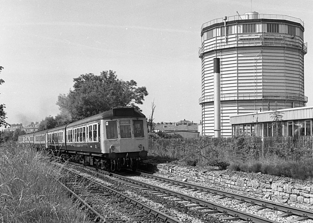 Reduced definition pic of an early Dalesrail DMU service at Clitheroe