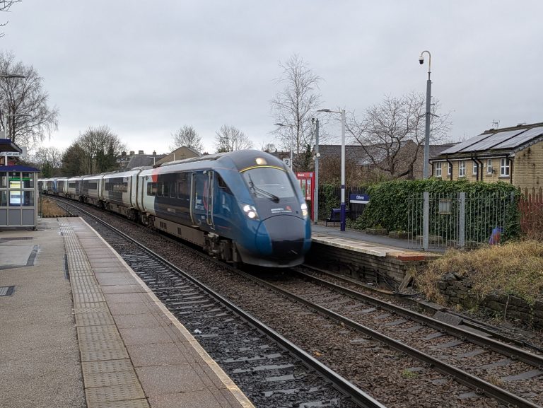 Pic of Class 805 at CLH during Jan 2026 diversions